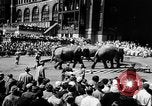 Image spectacle de cirque New York City USA, 1957, de la seconde 5 séquences d'archives historiques vidéo 65675056223