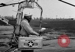 Image démonstration de moulinet hélicoptère portable California United States USA, 1957, de la seconde 4 séquences d'archives historiques vidéo 65675056224