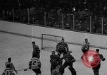 Image Championnat de hockey sur glace Canada, 1957, de la seconde 44 séquences d'archives historiques vidéo 65675056226