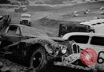 Image les courses de voitures de série France, 1957, de la seconde 30 séquences d'archives historiques vidéo 65675056227