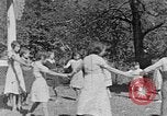 Immagine di I ragazzi americani United States USA, 1935, secondo 35 filmato di repertorio 65675056246