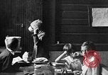 Standbild amerikanischen Studenten United States USA, 1935, aus Sekunde 25 historischem Filmmaterial Videoclip 65675056247