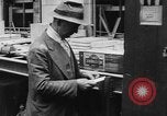 Standbild Anwendung für soziale Sicherheit United States USA, 1936, aus Sekunde 56 historischem Filmmaterial Videoclip 65675056254