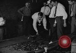 Standbild verwendeten Waffen Chicago Illinois USA, 1938, aus Sekunde 11 historischem Filmmaterial Videoclip 65675056256