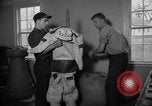 Immagine di Marty Gilman's manichini Gilman Connecticut USA, 1938, secondo 17 filmato di repertorio 65675056263