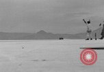 Standbild 347 Meilen pro Stunde durch ein Auto Bonneville Salt Flats Utah USA, 1938, aus Sekunde 12 historischem Filmmaterial Videoclip 65675056265