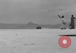 Standbild 347 Meilen pro Stunde durch ein Auto Bonneville Salt Flats Utah USA, 1938, aus Sekunde 13 historischem Filmmaterial Videoclip 65675056265