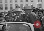 Standbild Charlie McCarthy Fort Worth Texas USA, 1938, aus Sekunde 27 historischem Filmmaterial Videoclip 65675056266