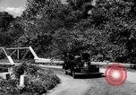 Standbild Landwirte und Milchmann Kentucky United States USA, 1950, aus Sekunde 39 historischem Filmmaterial Videoclip 65675056268
