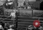 Standbild Industrie in Ottumwa Iowa Ottumwa Iowa USA, 1958, aus Sekunde 39 historischem Filmmaterial Videoclip 65675056275