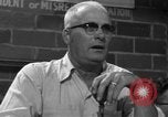 Standbild Industrie in Ottumwa Iowa Ottumwa Iowa USA, 1958, aus Sekunde 45 historischem Filmmaterial Videoclip 65675056275
