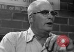 Standbild Industrie in Ottumwa Iowa Ottumwa Iowa USA, 1958, aus Sekunde 62 historischem Filmmaterial Videoclip 65675056275