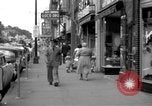 Immagine di Le strade e i negozi della città Ottumwa Iowa USA, 1958, secondo 5 filmato di repertorio 65675056276