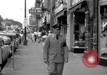 Immagine di Le strade e i negozi della città Ottumwa Iowa USA, 1958, secondo 10 filmato di repertorio 65675056276