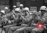 Immagine di Persone e gruppi di Ottumwa Ottumwa Iowa USA, 1958, secondo 17 filmato di repertorio 65675056278
