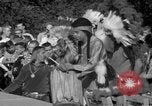 Immagine di Persone e gruppi di Ottumwa Ottumwa Iowa USA, 1958, secondo 26 filmato di repertorio 65675056278