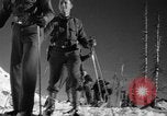 Image première patrouille de ski de l'US Army Mount Rainier Washington USA, 1940, de la seconde 12 séquences d'archives historiques vidéo 65675056282