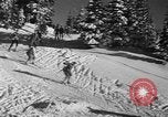 Image première patrouille de ski de l'US Army Mount Rainier Washington USA, 1940, de la seconde 21 séquences d'archives historiques vidéo 65675056282