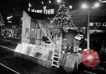 Standbild Weihnachten Prozessionen Hollywood Los Angeles California USA, 1947, aus Sekunde 53 historischem Filmmaterial Videoclip 65675056297