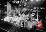 Standbild Weihnachten Prozessionen Hollywood Los Angeles California USA, 1947, aus Sekunde 54 historischem Filmmaterial Videoclip 65675056297