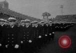 Standbild Armee versus Navy Fußball Philadelphia Pennsylvania USA, 1947, aus Sekunde 22 historischem Filmmaterial Videoclip 65675056298