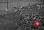 Standbild Armee versus Navy Fußball Philadelphia Pennsylvania USA, 1947, aus Sekunde 47 historischem Filmmaterial Videoclip 65675056298