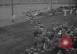 Standbild Armee versus Navy Fußball Philadelphia Pennsylvania USA, 1947, aus Sekunde 48 historischem Filmmaterial Videoclip 65675056298