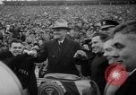 Standbild Armee versus Navy Fußball Philadelphia Pennsylvania USA, 1947, aus Sekunde 52 historischem Filmmaterial Videoclip 65675056298
