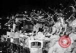 Standbild Weihnachten Prozession United States USA, 1949, aus Sekunde 46 historischem Filmmaterial Videoclip 65675056299