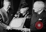 Immagine di Generale George C Marshall onorato Washington DC USA, 1949, secondo 9 filmato di repertorio 65675056300