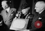 Immagine di Generale George C Marshall onorato Washington DC USA, 1949, secondo 14 filmato di repertorio 65675056300