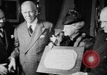 Immagine di Generale George C Marshall onorato Washington DC USA, 1949, secondo 16 filmato di repertorio 65675056300