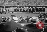 Standbild Fußballspiel Philadelphia Pennsylvania USA, 1949, aus Sekunde 8 historischem Filmmaterial Videoclip 65675056304