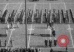 Standbild Fußballspiel Philadelphia Pennsylvania USA, 1949, aus Sekunde 19 historischem Filmmaterial Videoclip 65675056304