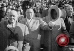 Standbild Fußballspiel Philadelphia Pennsylvania USA, 1949, aus Sekunde 29 historischem Filmmaterial Videoclip 65675056304