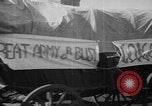Standbild Fußballspiel Philadelphia Pennsylvania USA, 1949, aus Sekunde 38 historischem Filmmaterial Videoclip 65675056304