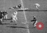 Standbild Fußballspiel Philadelphia Pennsylvania USA, 1949, aus Sekunde 51 historischem Filmmaterial Videoclip 65675056304