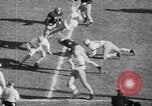 Standbild Fußballspiel Philadelphia Pennsylvania USA, 1949, aus Sekunde 56 historischem Filmmaterial Videoclip 65675056304