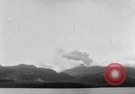 Standbild Hibok-Hobok Vulkan ausbricht Camiguin Philippinen, 1951, aus Sekunde 20 historischem Filmmaterial Videoclip 65675056305