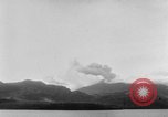 Standbild Hibok-Hobok Vulkan ausbricht Camiguin Philippinen, 1951, aus Sekunde 23 historischem Filmmaterial Videoclip 65675056305