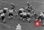 Image ouest versus catholique Bok Vocation Tech football Philadelphia Pennsylvania USA, 1951, de la seconde 14 séquences d'archives historiques vidéo 65675056308