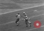 Image ouest versus catholique Bok Vocation Tech football Philadelphia Pennsylvania USA, 1951, de la seconde 38 séquences d'archives historiques vidéo 65675056308