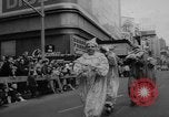 Immagine di Macy's Thanksgiving Day Parade New York City USA, 1964, secondo 12 filmato di repertorio 65675056312