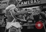 Immagine di Macy's Thanksgiving Day Parade New York City USA, 1964, secondo 27 filmato di repertorio 65675056312