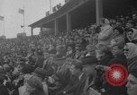 Immagine di 1964 Marina militare dell esercito del gioco del calcio Philadelphia Pennsylvania USA, 1964, secondo 13 filmato di repertorio 65675056313
