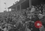 Immagine di 1964 Marina militare dell esercito del gioco del calcio Philadelphia Pennsylvania USA, 1964, secondo 14 filmato di repertorio 65675056313