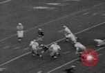 Immagine di 1964 Marina militare dell esercito del gioco del calcio Philadelphia Pennsylvania USA, 1964, secondo 17 filmato di repertorio 65675056313