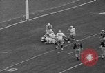 Immagine di 1964 Marina militare dell esercito del gioco del calcio Philadelphia Pennsylvania USA, 1964, secondo 20 filmato di repertorio 65675056313