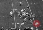 Immagine di 1964 Marina militare dell esercito del gioco del calcio Philadelphia Pennsylvania USA, 1964, secondo 25 filmato di repertorio 65675056313