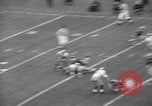 Immagine di 1964 Marina militare dell esercito del gioco del calcio Philadelphia Pennsylvania USA, 1964, secondo 44 filmato di repertorio 65675056313